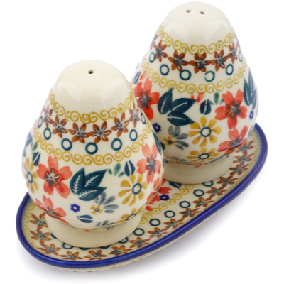 Salt and Pepper Set 6"