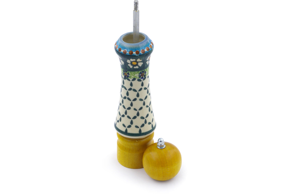 Pepper Grinder 8"