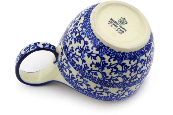 Bowl with Loop-Handle 6"