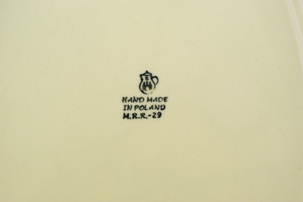 Oval Baker with Handles 18"