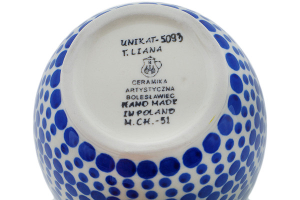 Bowl with Loop-Handle 6"