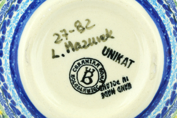 Scalloped Fluted Bowl 7"