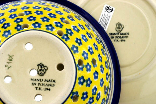 Colander with Plate 8"