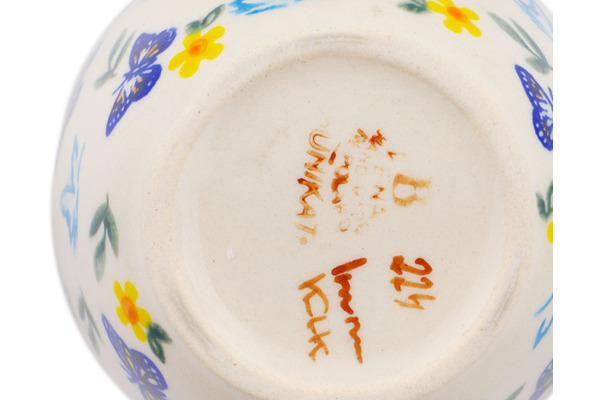 Bowl with Loop-Handle 7"