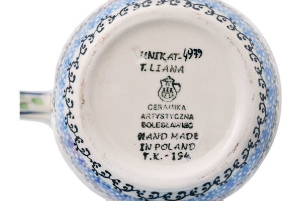 Bowl with Loop-Handle 6"