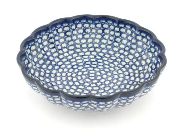 Fluted Bowl 9"