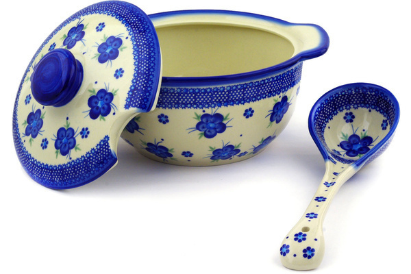 Tureen with Ladle 101 oz