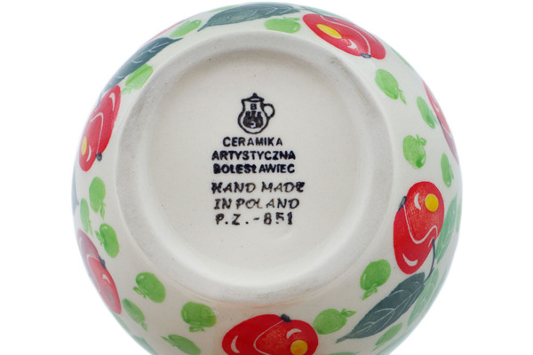 Bowl with Loop-Handle 6"