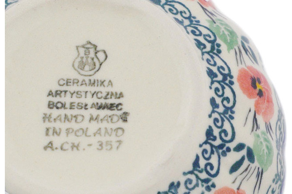 Set of Two Scalloped Bowls