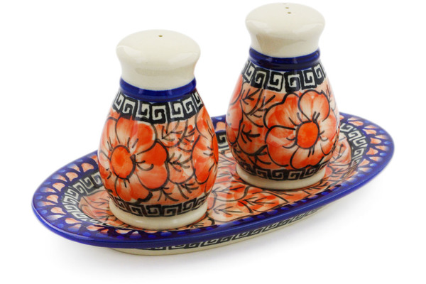3-Piece Salt and Pepper Set with Tray
