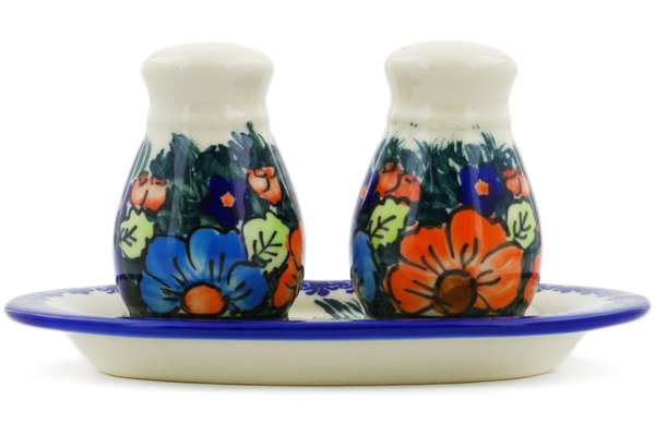 3-Piece Salt and Pepper Set with Tray