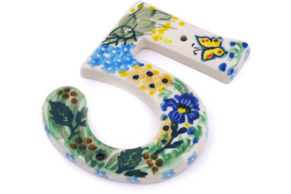 House Number FIVE (Five)