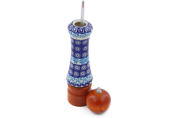 Pepper Grinder 8"