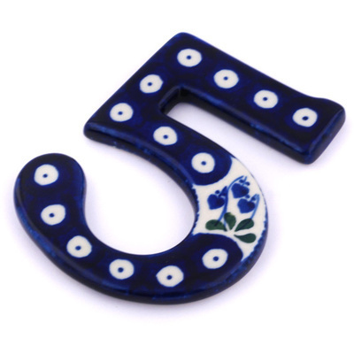 House Number FIVE (Five)