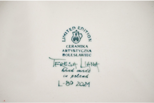 Round Baker with Handles 9"