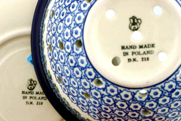 Colander with Plate 8"