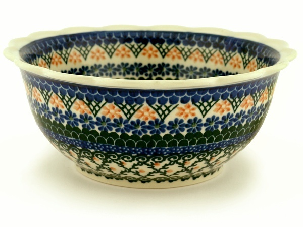 Scalloped Bowl 8"