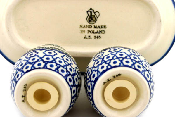 Salt and Pepper 3-Piece Set