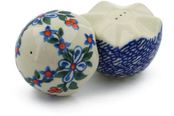 Salt and Pepper Set 3"