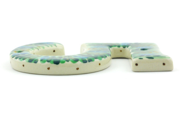 House Number FIVE (Five)