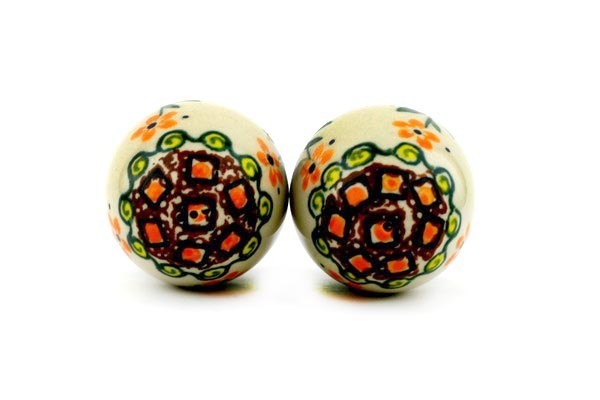 Salt and Pepper Set 2"
