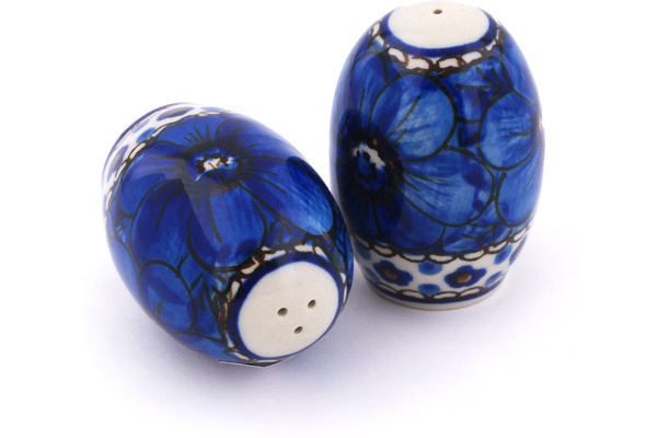 Salt and Pepper Set 2"