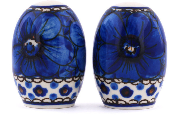 Salt and Pepper Set 2"