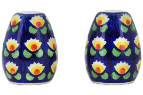 Salt and Pepper Set 2"