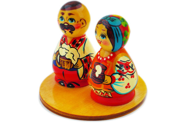 Couple Figurine 2"