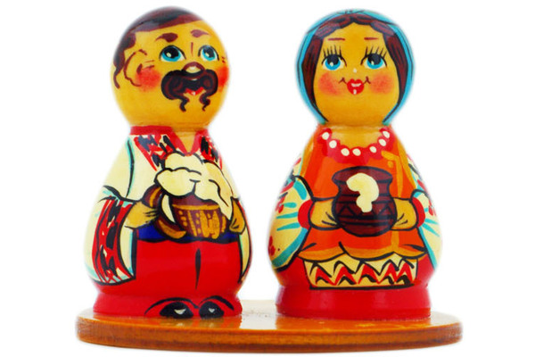 Couple Figurine 2"