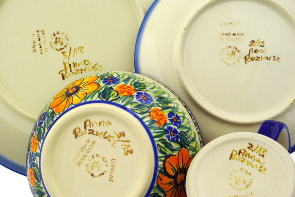 Place Setting 4-Piece: Mug, Bowl, Dinner Plate, Side Plate