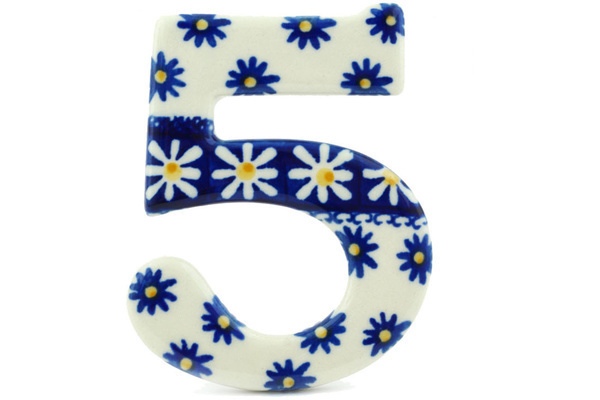 House Number FIVE (Five)