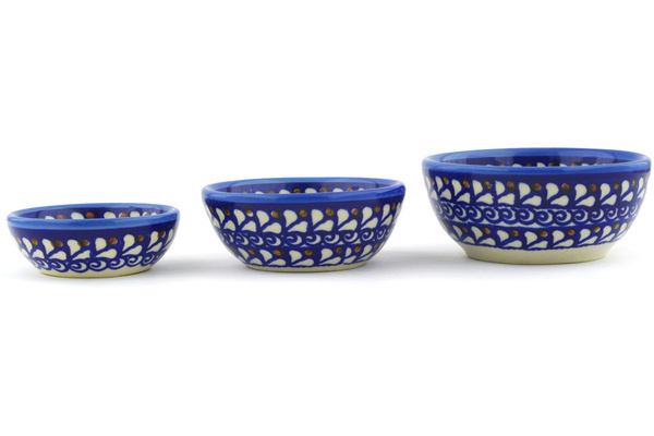 Set of 3 Nesting Bowls 4"