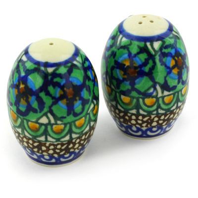 Salt and Pepper Set 2"