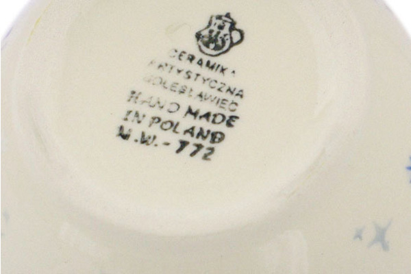 Bowl with Loop-Handle 6"