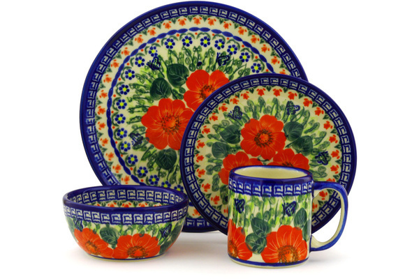 Polish Pottery Place Setting 4-Piece: 10½" dinner plate, 7½" dessert or side plate, 5¼" bowl and a 12 oz mug