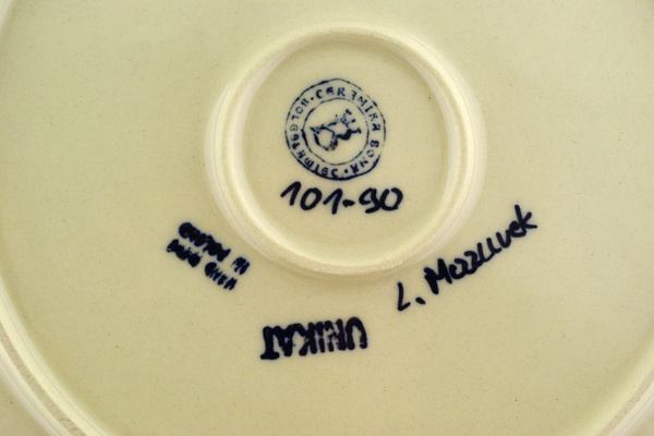 Polish Pottery Place Setting 4-Piece: 10½" dinner plate, 7½" dessert or side plate, 5¼" bowl and a 12 oz mug