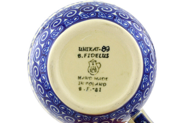 Bowl with Loop-Handle 6"