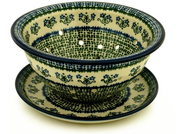 Colander with Plate 8"