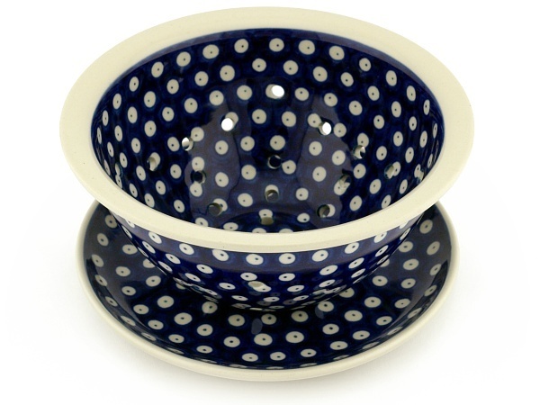 Colander with Plate 8"