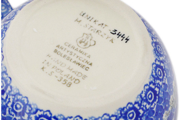 Bowl with Loop-Handle 6"