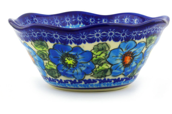 Scalloped Fluted Bowl 7"