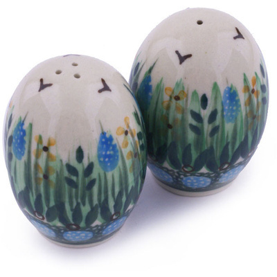 Salt and Pepper Set 2"