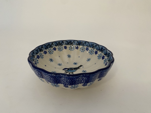 Scalloped Fluted Bowl 5"