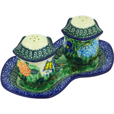 Salt and Pepper Set 7"