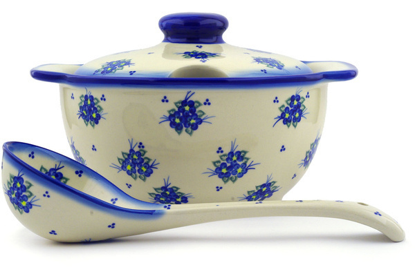Tureen with Ladle 101 oz