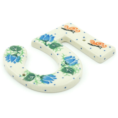 House Number FIVE (Five)