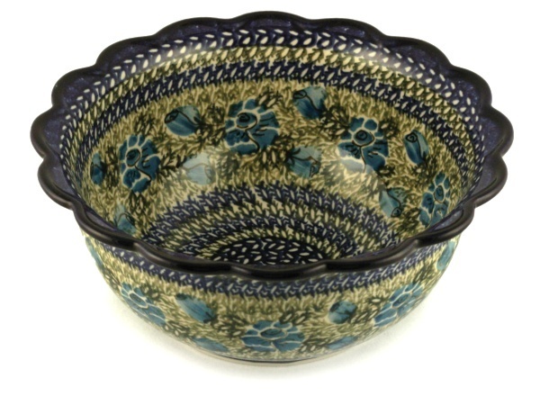 Scalloped Bowl 9"