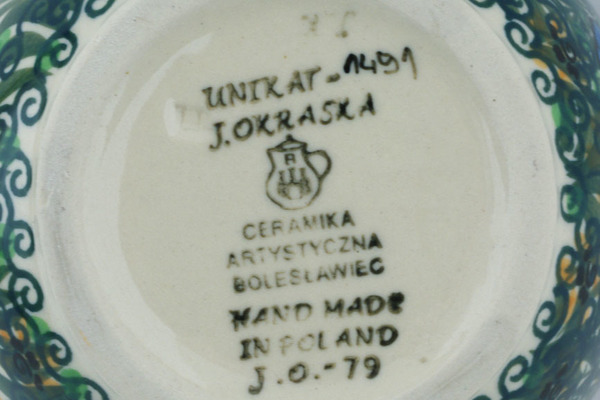 Bowl with Loop-Handle 6"