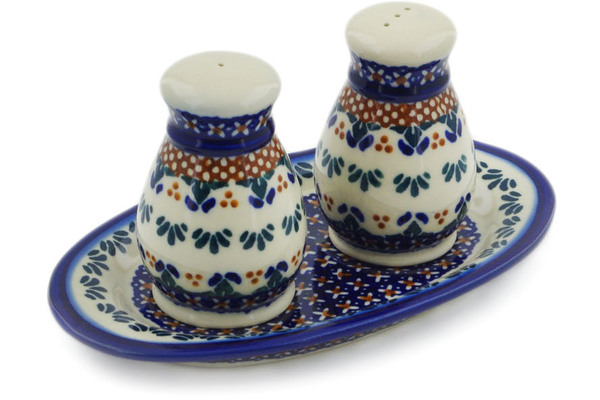 3-Piece Salt and Pepper Set with Tray